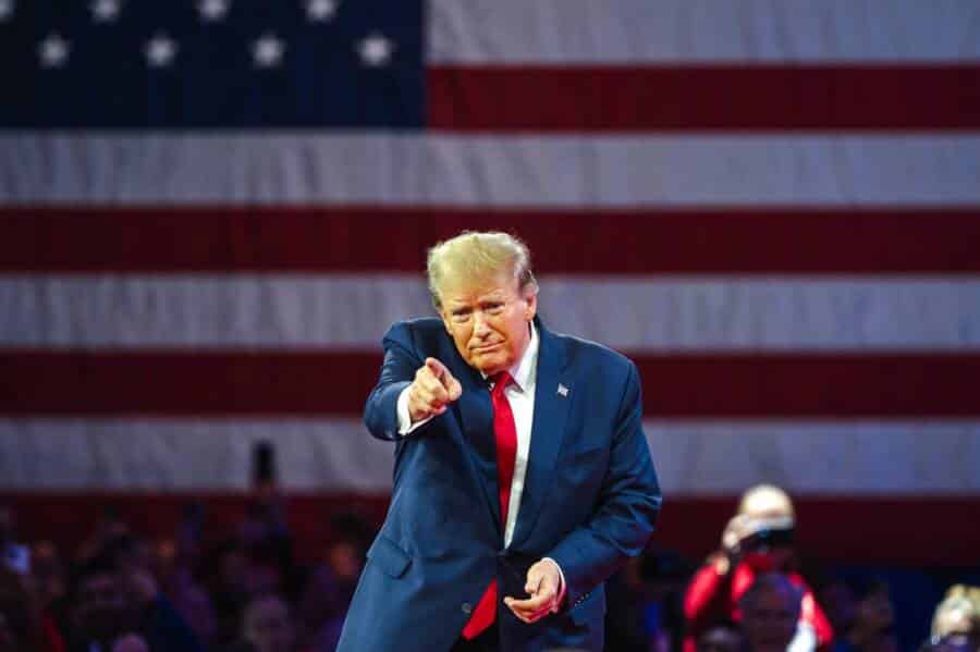 Trump, Trump's inauguration tariff 401(K)